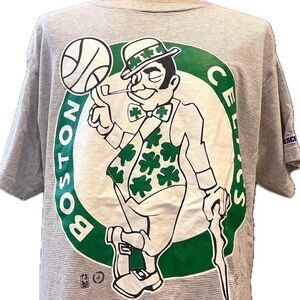 Vintage Boston Celtics Graphic Tee - Gray Heather Stripe